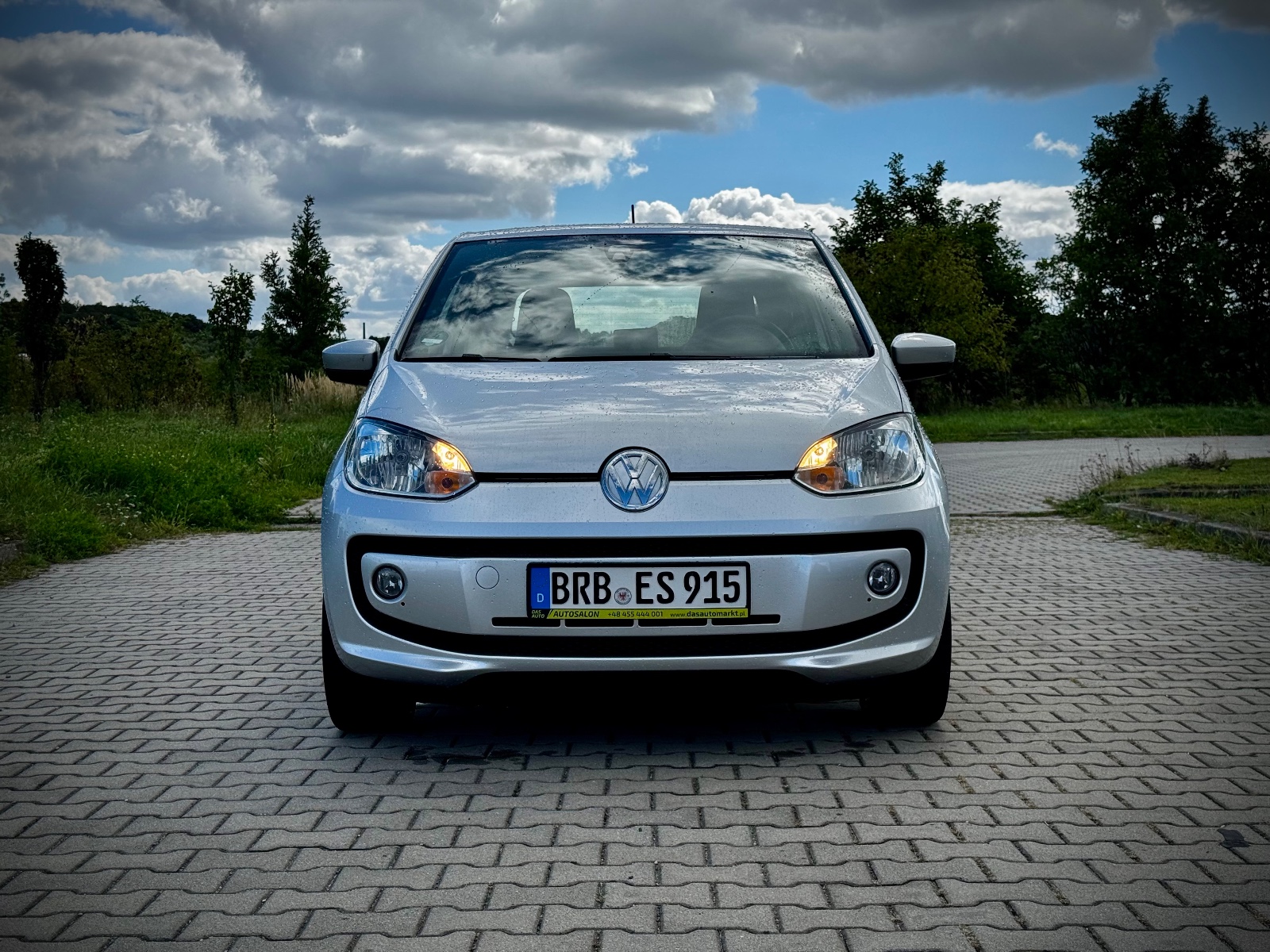 Volkswagen up! Club 1.0 MPI | 156 000 km | Srebrny | Alufelgi — zdjęcie 4